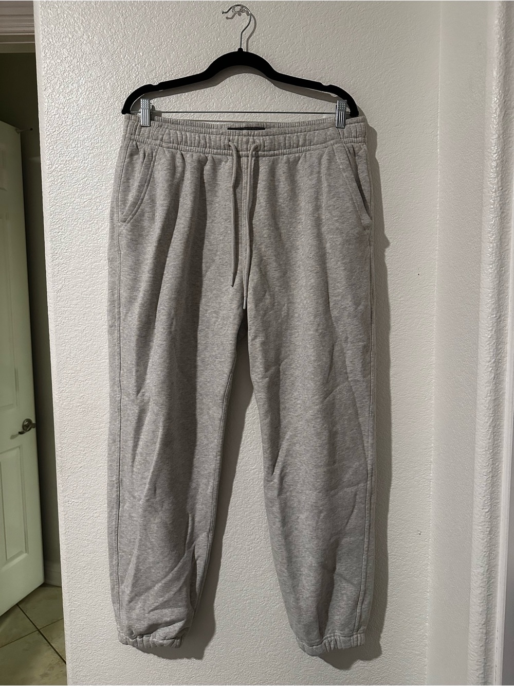 Abercrombie & Fitch Light Gray Men's Jogger Sweatpants